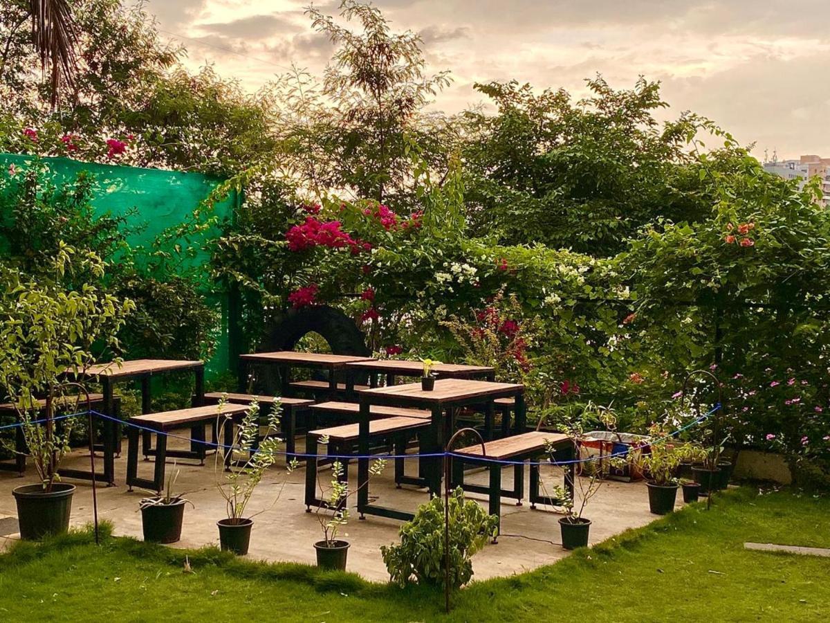 A Pousada Urban Nomads Pune Riverside Colive Cowork Exterior foto