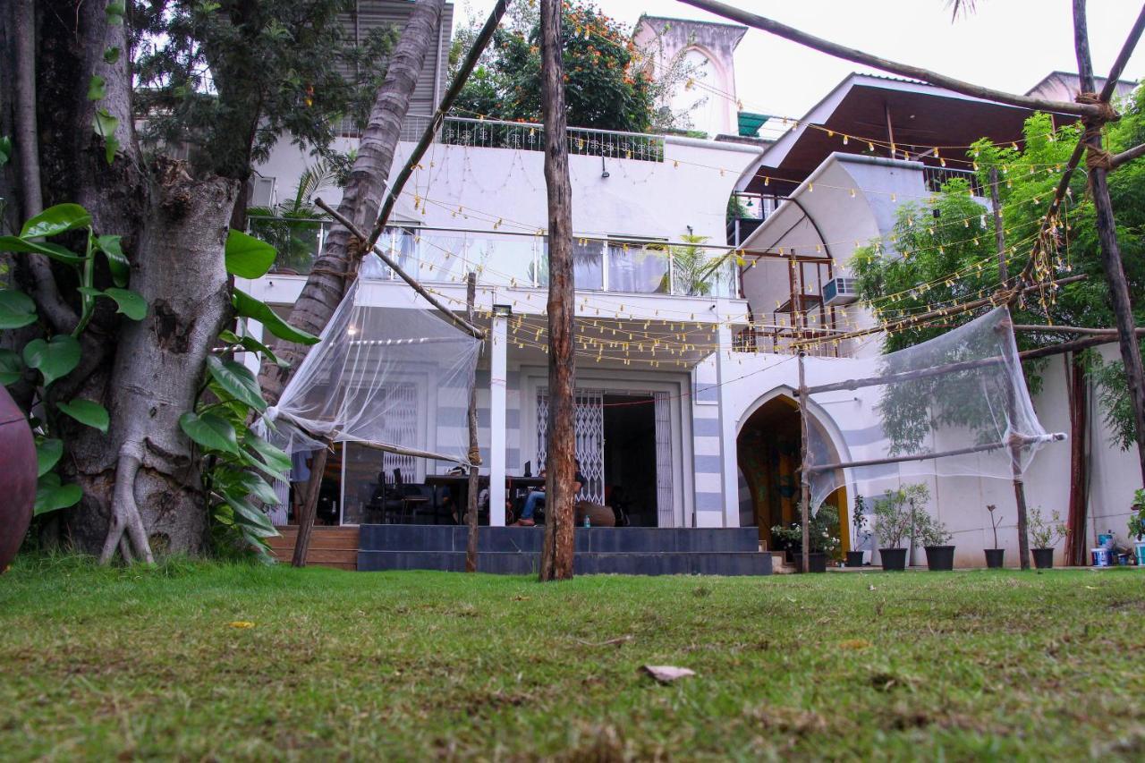 A Pousada Urban Nomads Pune Riverside Colive Cowork Exterior foto
