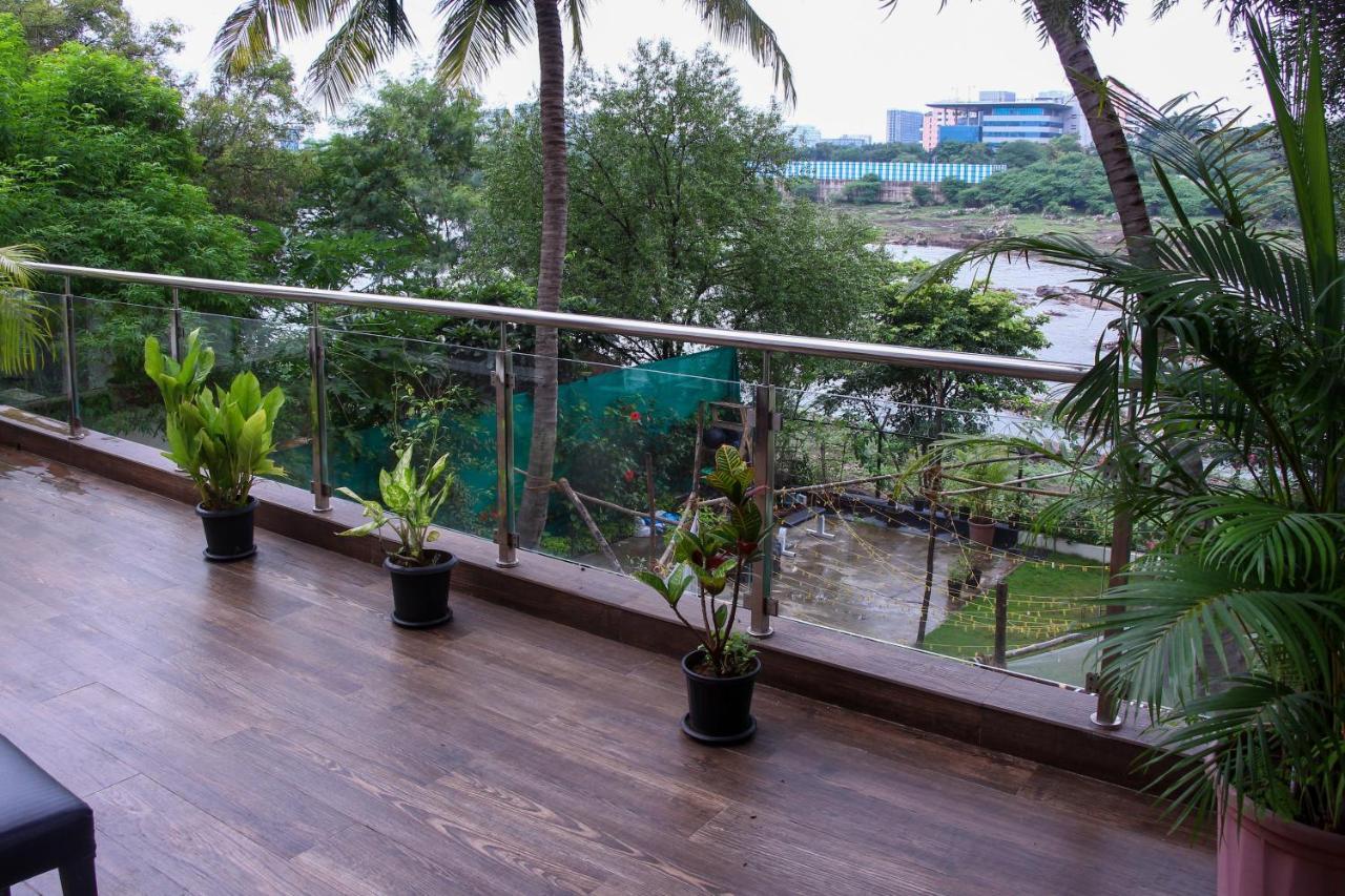 A Pousada Urban Nomads Pune Riverside Colive Cowork Exterior foto