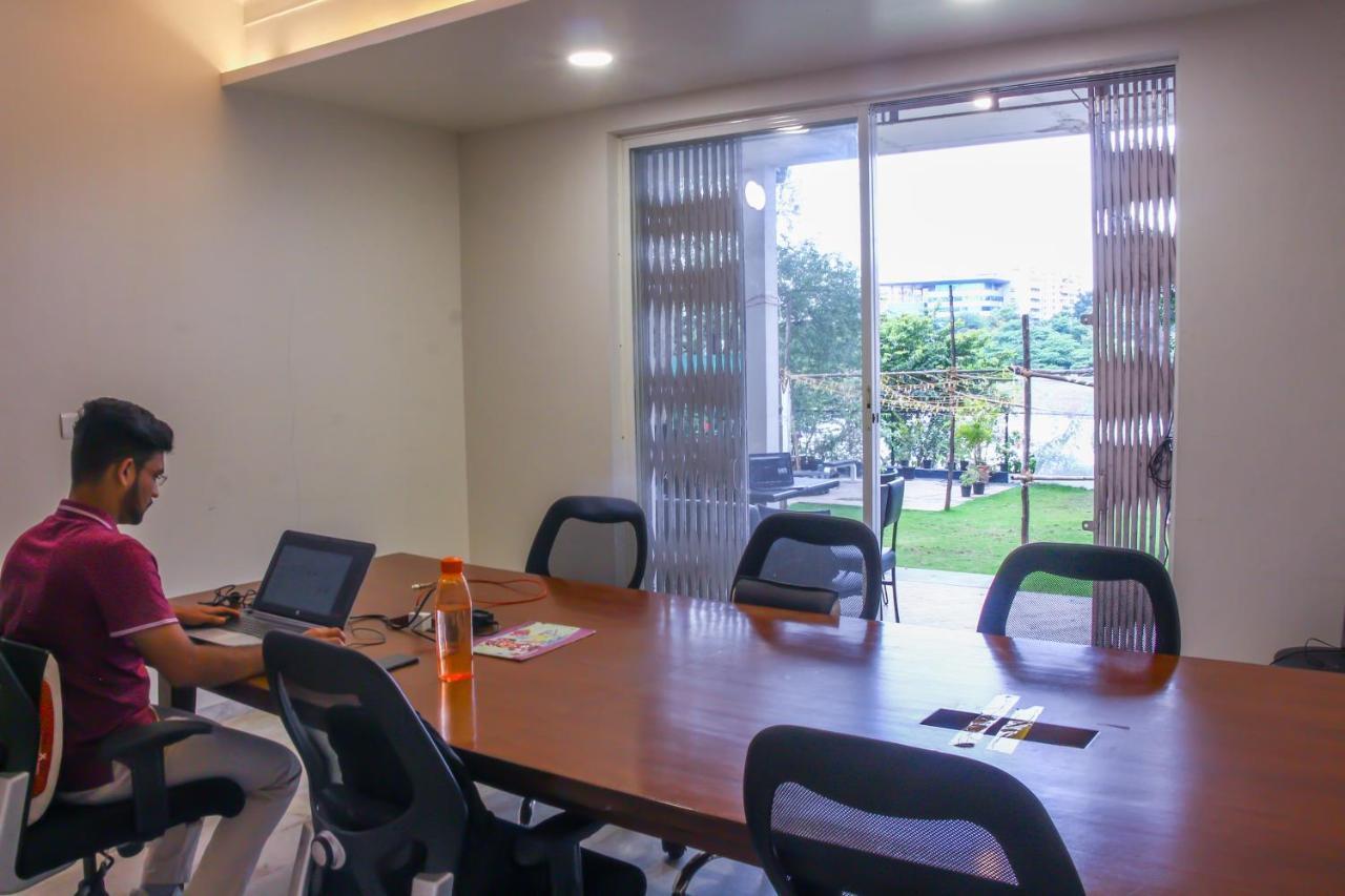 A Pousada Urban Nomads Pune Riverside Colive Cowork Exterior foto